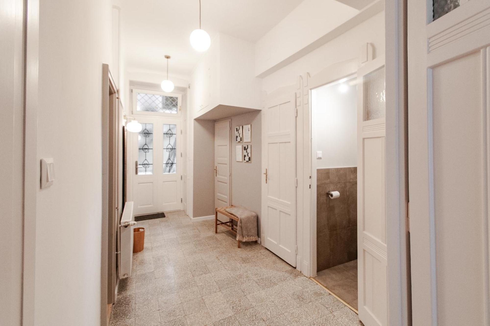 Spacious Family Suite Along River Side, In The Heart Of Buda Budapest Ngoại thất bức ảnh