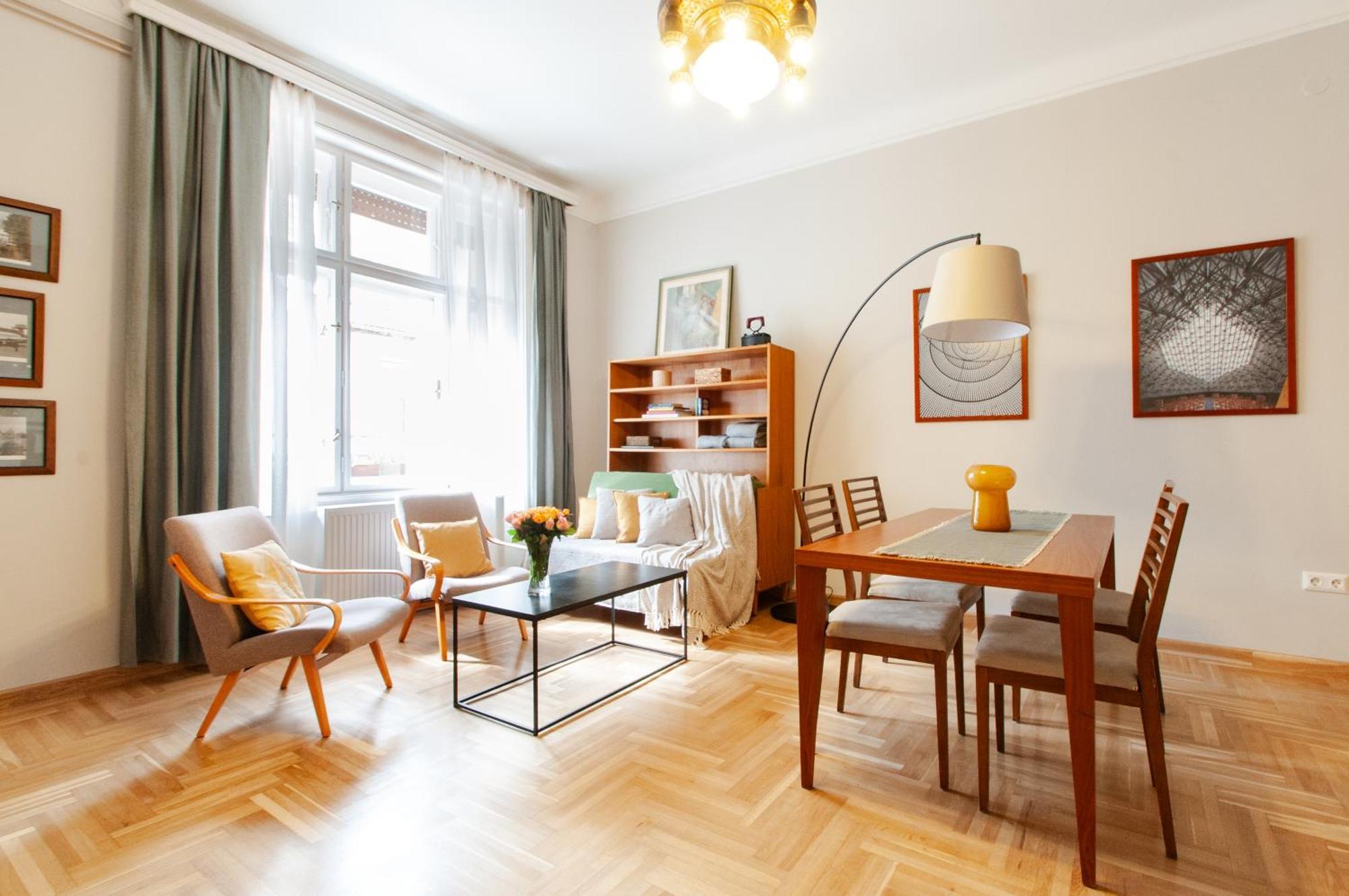 Spacious Family Suite Along River Side, In The Heart Of Buda Budapest Ngoại thất bức ảnh