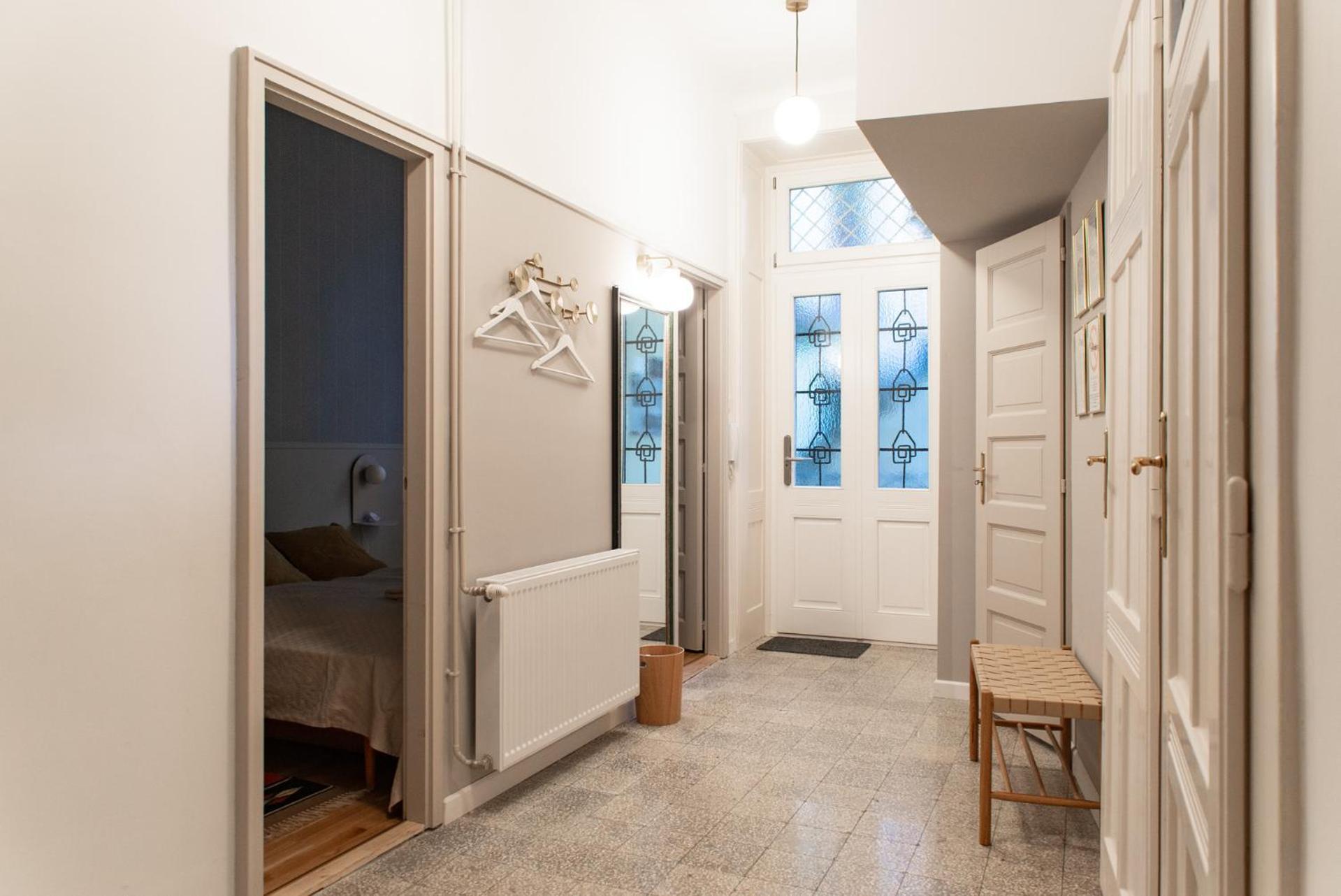 Spacious Family Suite Along River Side, In The Heart Of Buda Budapest Ngoại thất bức ảnh